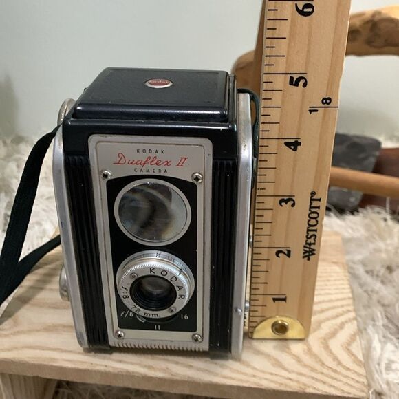 Vintage Eastman Kodak Duaflex II Camera Not Original Strap - Picture 14 of 16